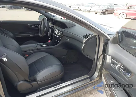 2012 Mercedes-Benz Cl 63 Amg z USA, uszkodzony, nr VIN WDDEJ7EB2CA028599